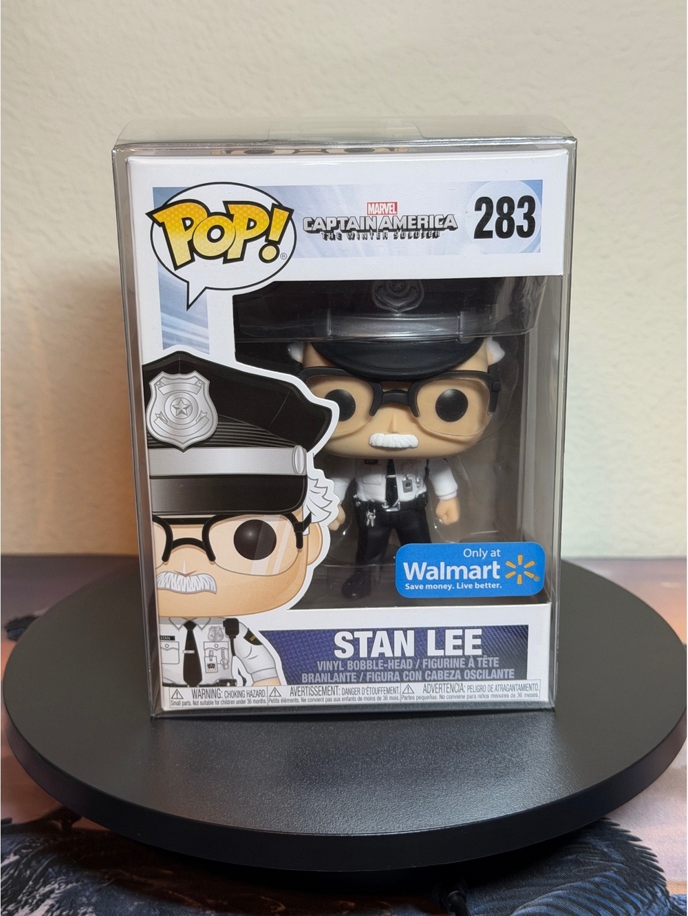 Funko Pop! Marvel Stan Lee (Security Guard) #283 Walmart Exclusive W/Protector!!